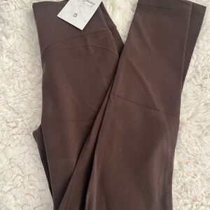 BuffBunny Brown Leggings(BRAND NEW W TAG)